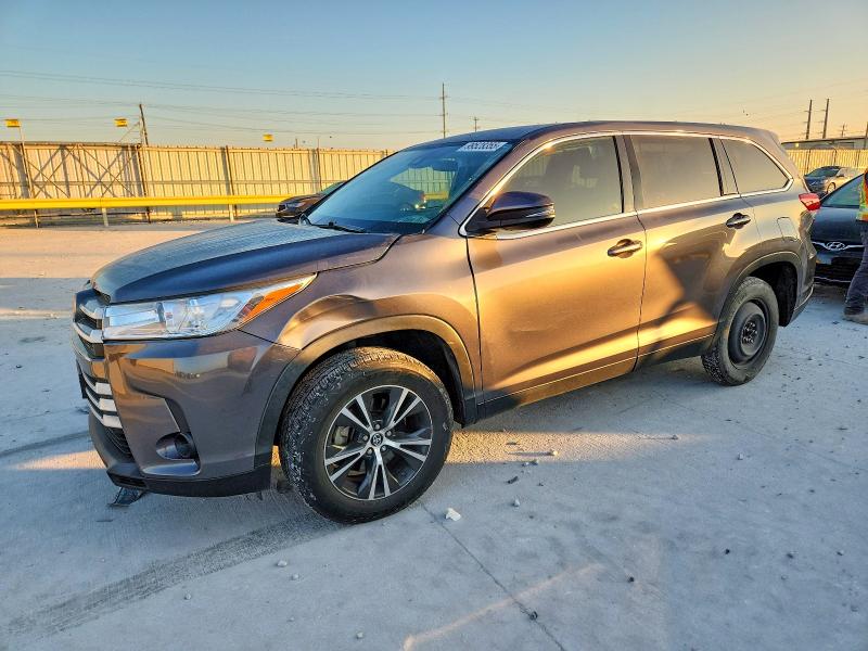 TOYOTA HIGHLANDER 2019 with VIN 5TDZARFH6KS056689 - Photo from auction