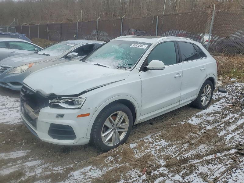 AUDI Q3 2016 with VIN WA1EFCFS7GR024598 - Photo from auction