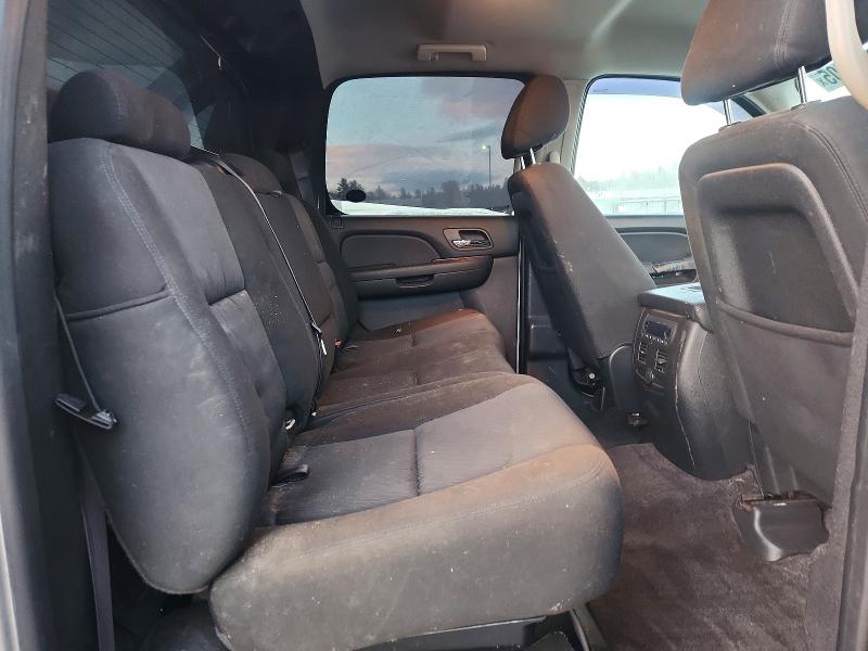 Photo 10 from auction – 2013 CHEVROLET AVALANCHE with VIN 3GNTKEE76DG292255
