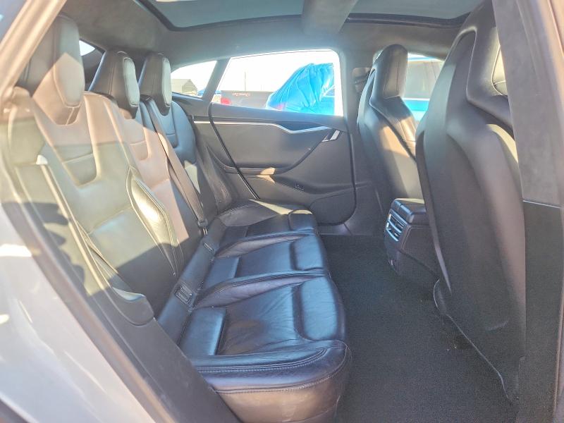 Photo 10 from auction – 2014 TESLA MODEL S with VIN 5YJSA1H25EFP64209