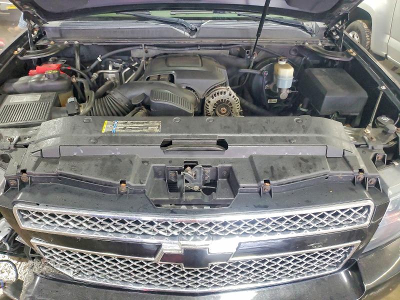 Photo 11 from auction – 2011 CHEVROLET TAHOE with VIN 1GNSKCE01BR131683
