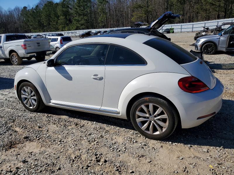 Photo 2 from auction – 2013 VOLKSWAGEN BEETLE with VIN 3VWJL7AT8DM654922