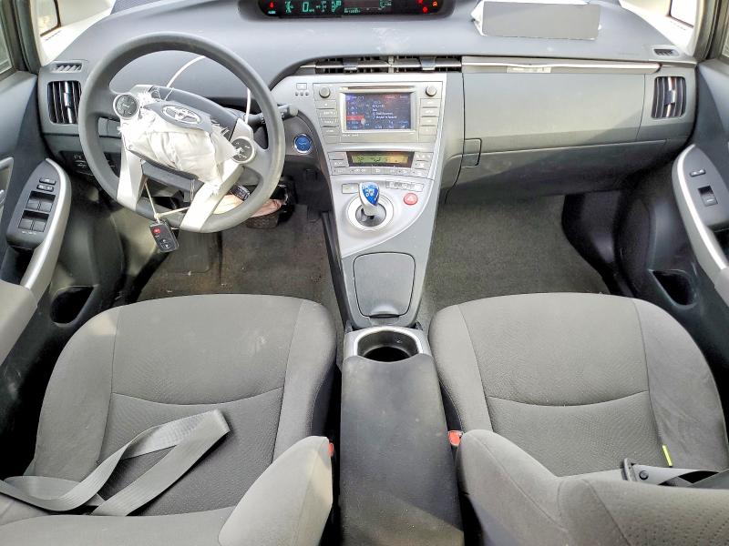 Photo 8 from auction – 2014 TOYOTA PRIUS with VIN JTDKN3DU3E0390110