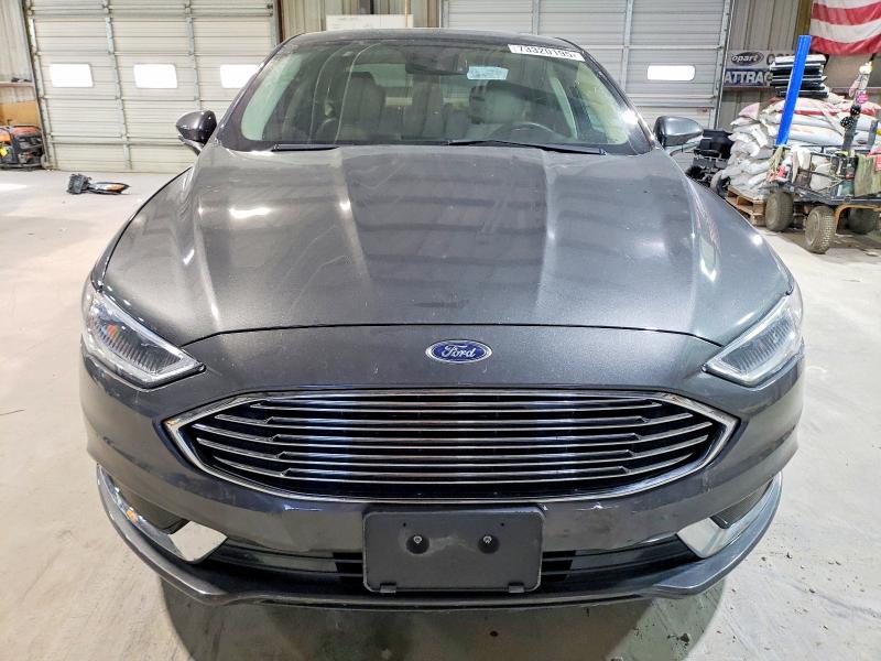 Photo 5 from auction – 2018 FORD FUSION SE with VIN 3FA6P0HD1JR135587