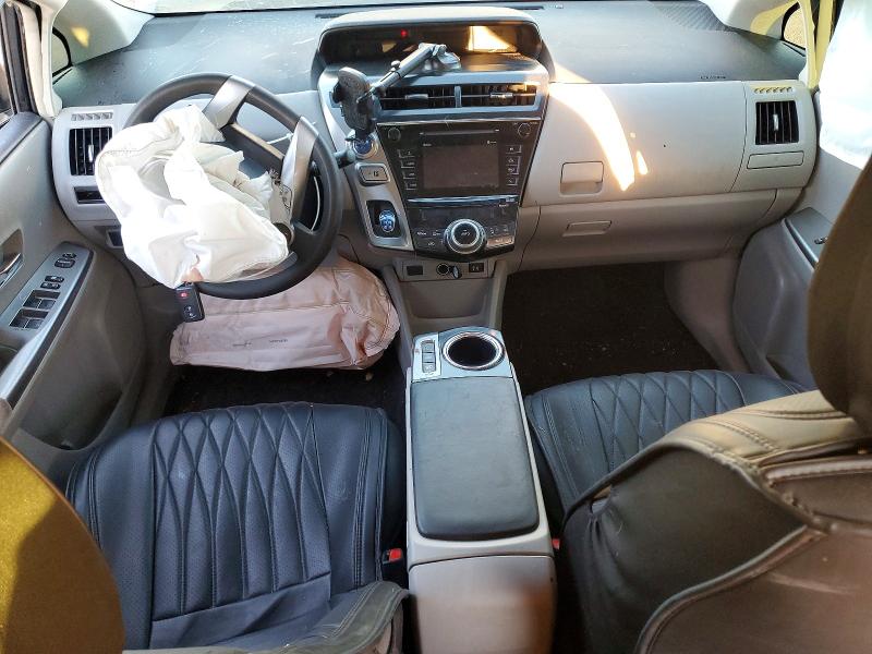 Photo 8 from auction – 2016 TOYOTA PRIUS V with VIN JTDZN3EU2GJ043880