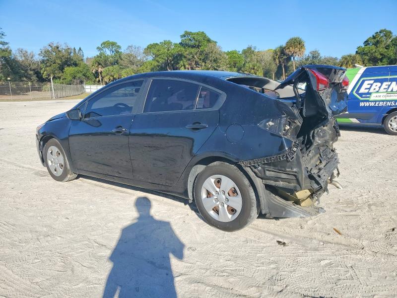 Photo 2 from auction – 2017 KIA FORTE LX with VIN 3KPFL4A78HE023727