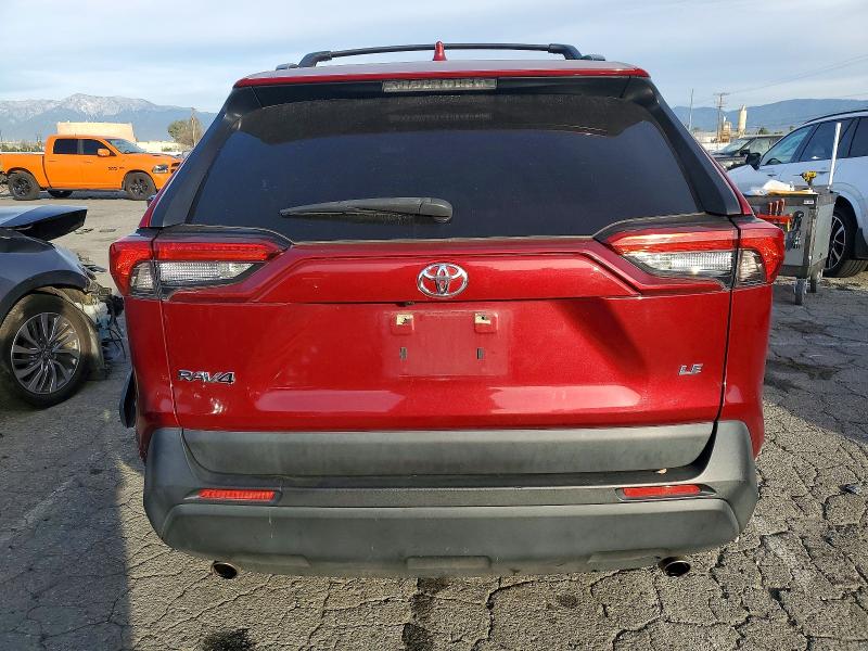 Photo 6 from auction – 2020 TOYOTA RAV4 LE with VIN JTMH1RFV6LD049434