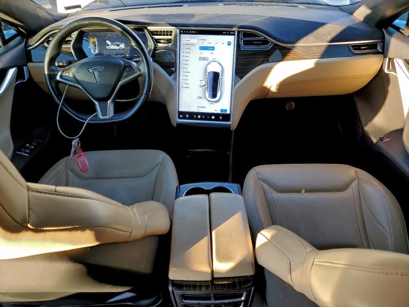Photo 8 from auction – 2015 TESLA MODEL S with VIN 5YJSA1E12FF109602