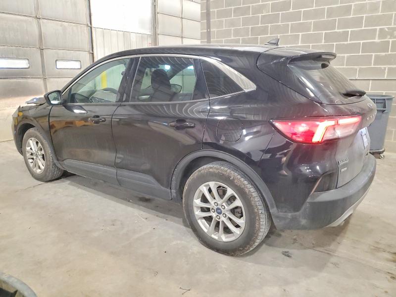 Photo 2 from auction – 2020 FORD ESCAPE with VIN 1FMCU0G64LUB04575