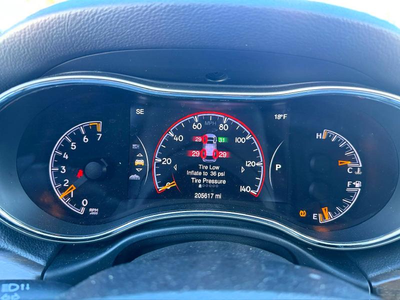 Photo 8 from auction – 2015 JEEP GRAND CHER with VIN 1C4RJFBG7FC716905