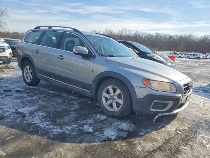 Photo 4 from auction – 2010 VOLVO XC70 3.2 with VIN YV4960BZ2A1090987