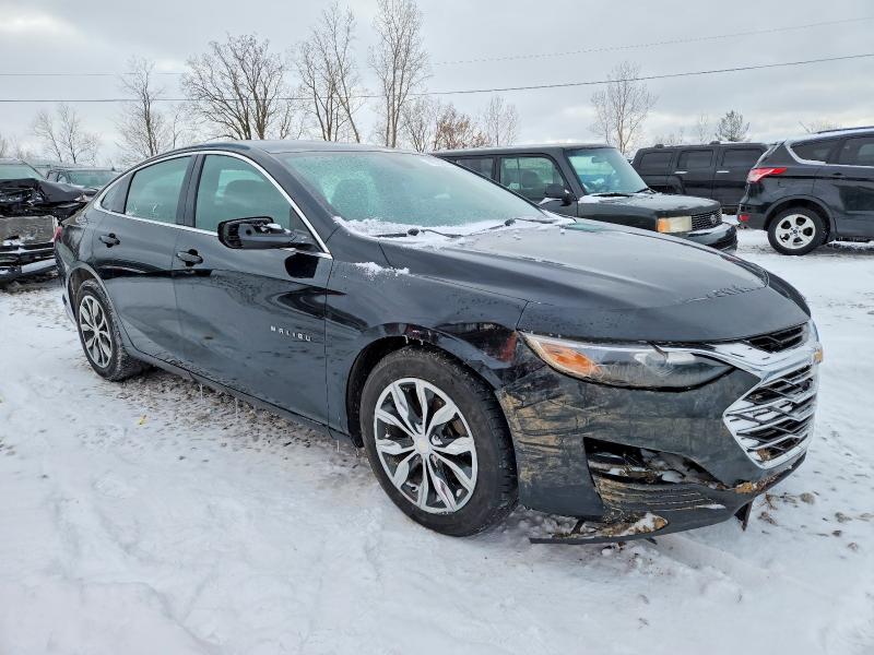 Photo 4 from auction – 2020 CHEVROLET MALIBU with VIN 1G1ZD5ST5LF037698