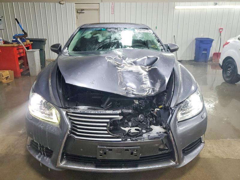 Photo 5 from auction – 2017 LEXUS LS 460 with VIN JTHCL5EF5H5028856