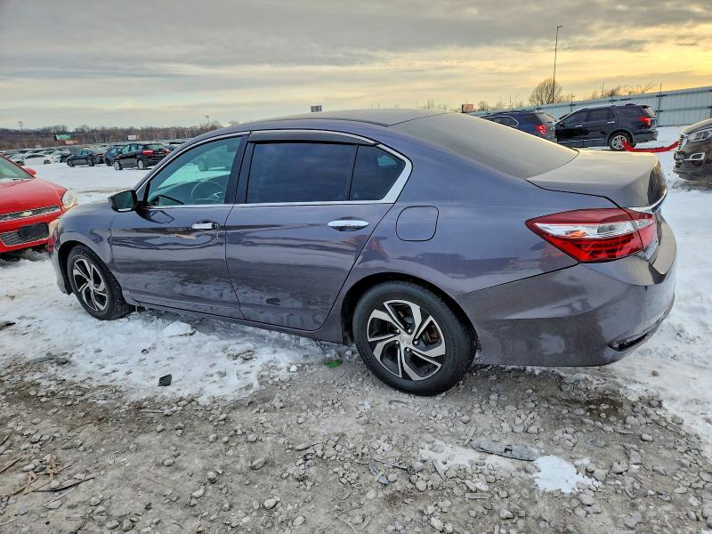 Photo 2 from auction – 2016 HONDA ACCORD with VIN 1HGCR2F38GA140724