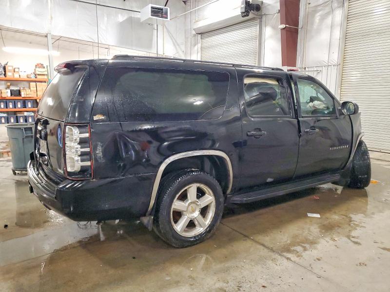 Photo 3 from auction – 2007 CHEVROLET SUBURBAN with VIN 3GNFK16387G148874