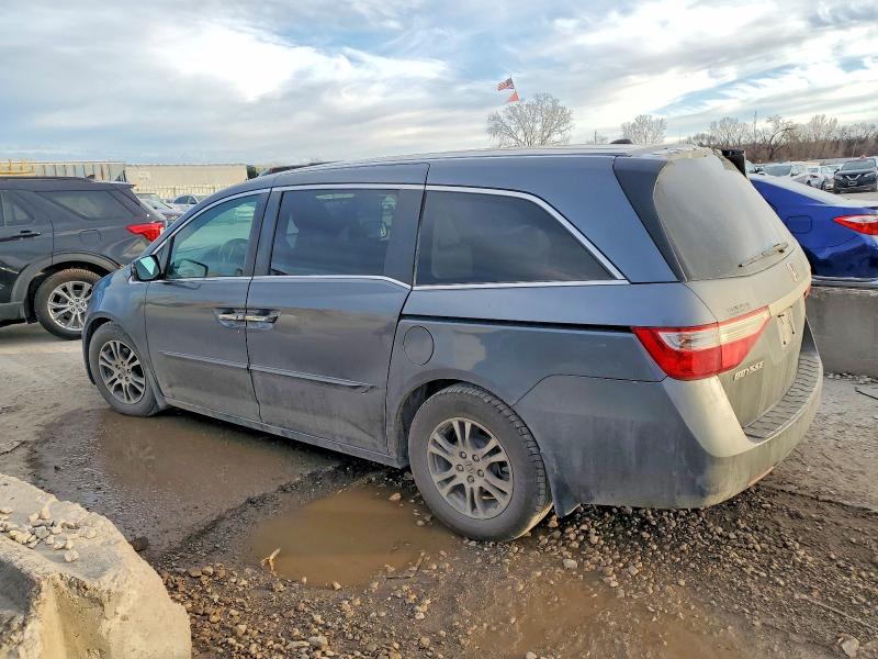 Photo 2 from auction – 2013 HONDA ODYSSEY with VIN 5FNRL5H61DB034069
