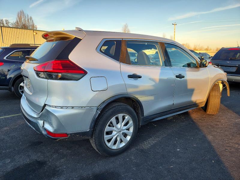 Zdjęcie 3 z aukcji – 2017 NISSAN ROGUE S z VIN KNMAT2MT9HP519675