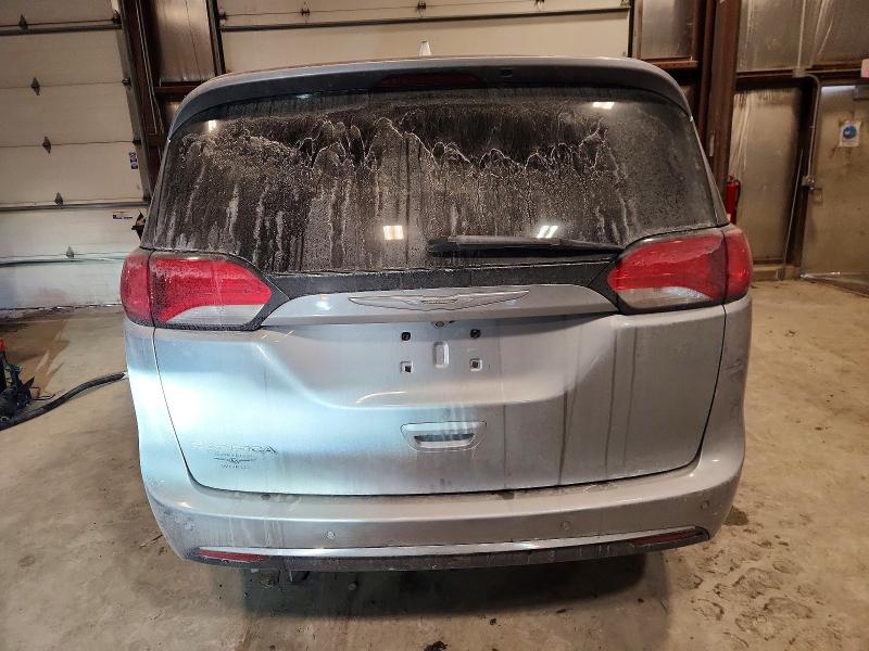 Photo 6 from auction – 2017 CHRYSLER PACIFICA T with VIN 2C4RC1BG7HR534273