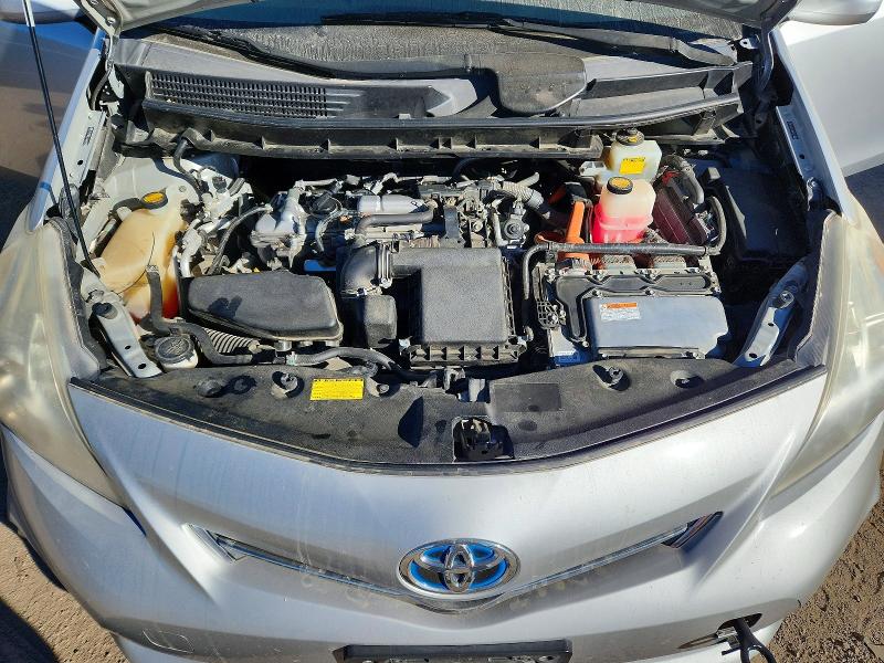 Photo 11 from auction – 2012 TOYOTA PRIUS V with VIN JTDZN3EU5C3168001