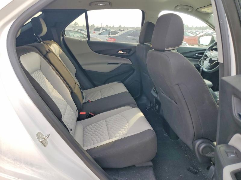 Photo 11 from auction – 2019 CHEVROLET EQUINOX LT with VIN 2GNAXKEV6K6162605