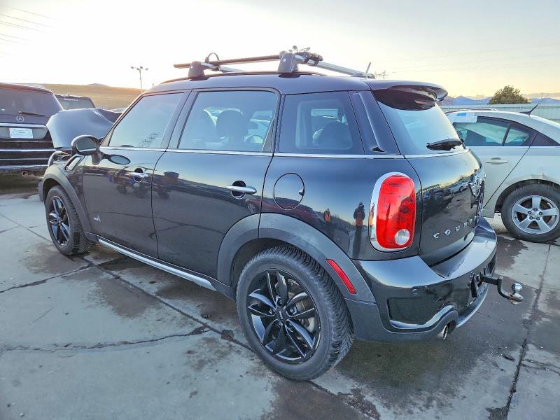 Photo 2 from auction – 2016 MINI COOPER S C with VIN WMWZC5C57GWU20507