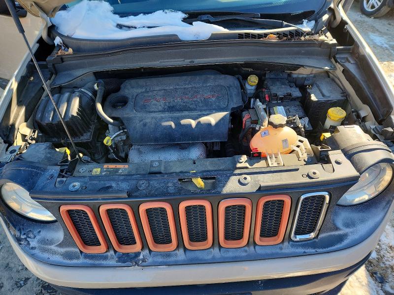 Photo 11 from auction – 2016 JEEP RENEGADE with VIN ZACCJBAT0GPC85060