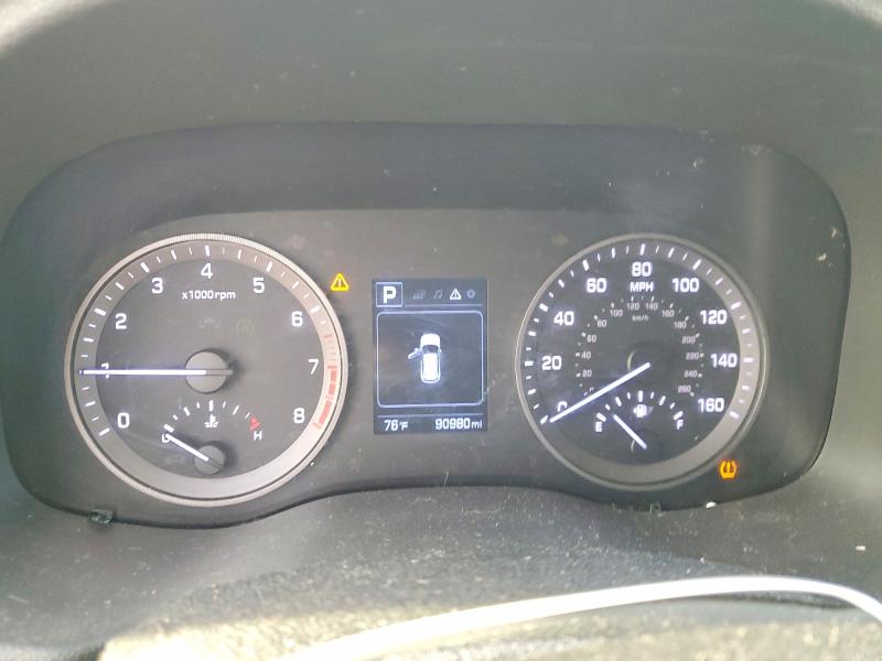 Photo 9 from auction – 2017 HYUNDAI TUCSON with VIN KM8J33A49HU460868
