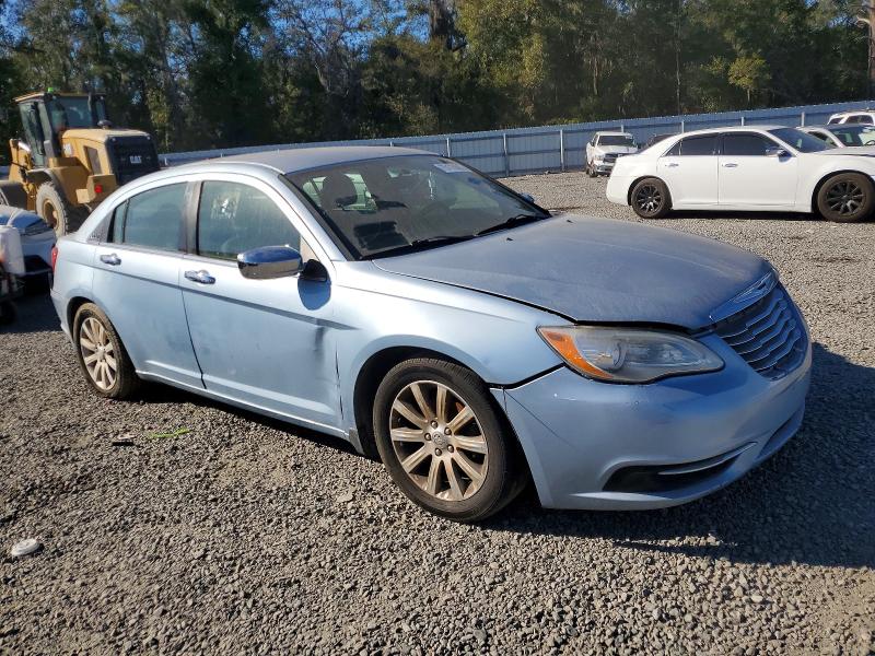 Photo 4 from auction – 2014 CHRYSLER 200 with VIN 1C3CCBBGXEN114192
