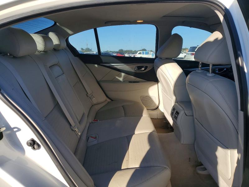 Photo 10 from auction – 2014 INFINITI Q50 BASE with VIN JN1BV7AP1EM673137