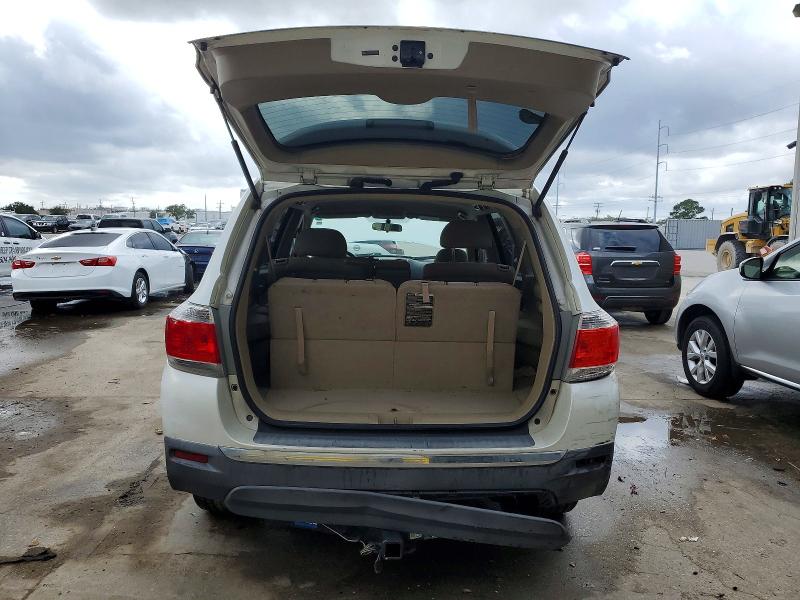 Photo 6 from auction – 2011 TOYOTA HIGHLANDER with VIN 5TDZK3EH0BS028284