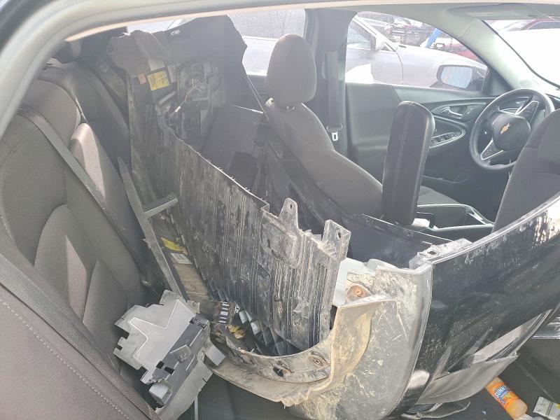 Photo 10 from auction – 2019 CHEVROLET MALIBU LT with VIN 1G1ZD5ST1KF165838