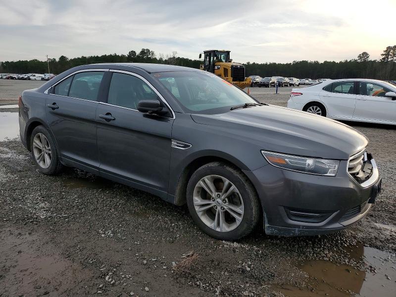 Photo 4 from auction – 2016 FORD TAURUS SEL with VIN 1FAHP2E89GG141732