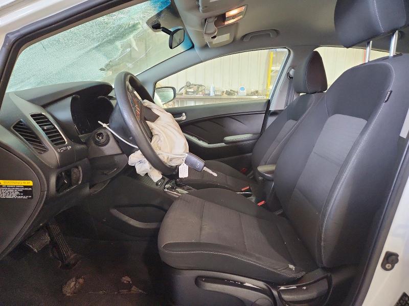 Photo 7 from auction – 2018 KIA FORTE with VIN 3KPFL4A76JE274039