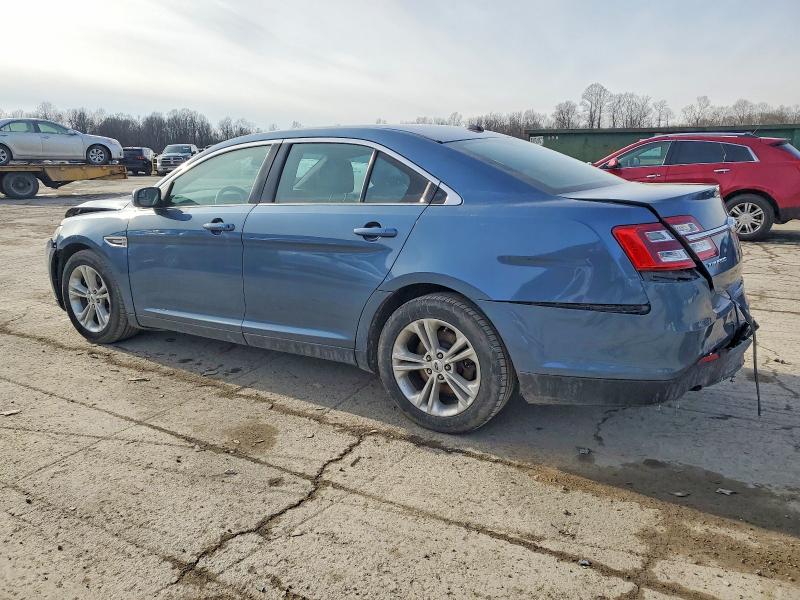 Photo 2 from auction – 2019 FORD TAURUS SEL with VIN 1FAHP2E88KG102638