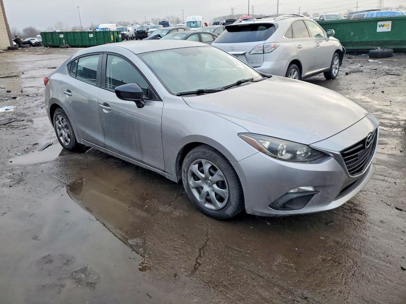 Photo 4 from auction – 2014 MAZDA 3 SV with VIN JM1BM1T78E1133151