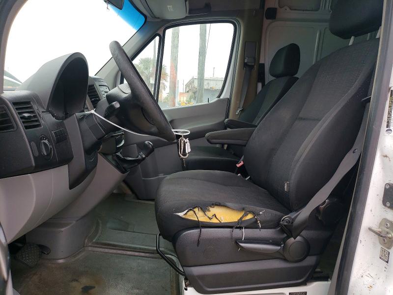Photo 7 from auction – 2017 MERCEDES-BENZ SPRINTER 2 with VIN WD3PE7CD6HP565499