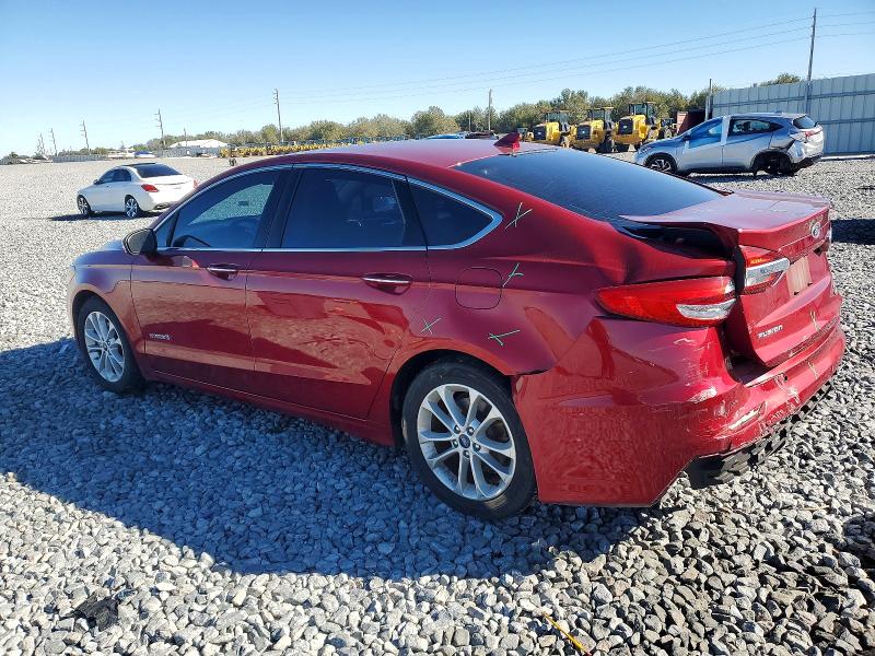 Photo 2 from auction – 2019 FORD FUSION with VIN 3FA6P0MU9KR136624
