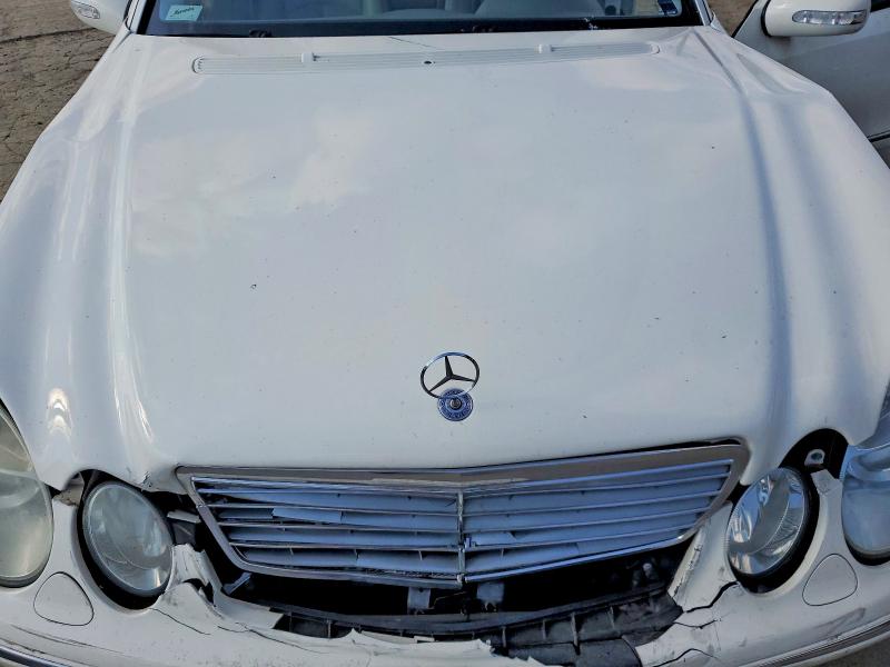 Photo 11 from auction – 2004 MERCEDES-BENZ E with VIN WDBUF70J24A415708