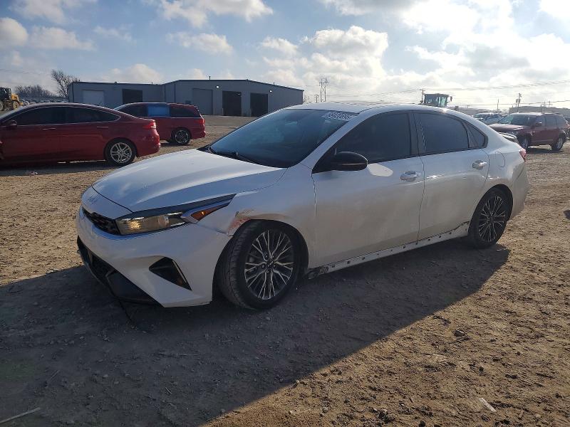 KIA FORTE 2022 with VIN 3KPF54AD5NE491880 - Photo from auction