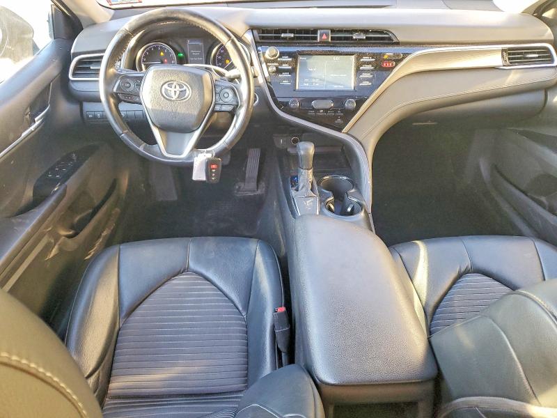 Photo 8 from auction – 2018 TOYOTA CAMRY L with VIN 4T1B11HK2JU650407