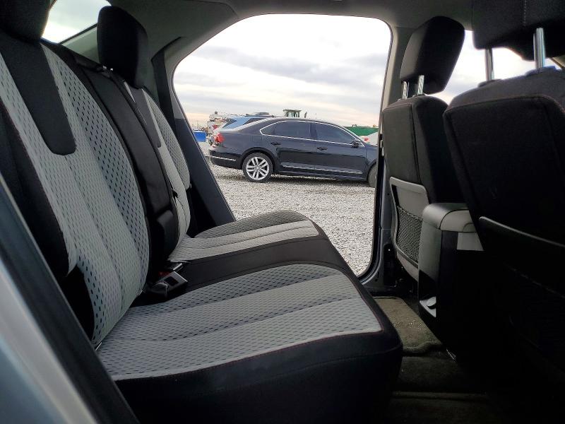 Photo 11 from auction – 2015 CHEVROLET EQUINOX LS with VIN 1GNFLEEK7FZ103338