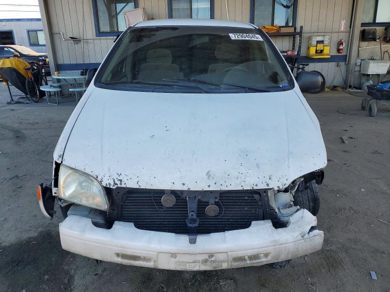 Photo 5 from auction – 2001 TOYOTA SIENNA CE with VIN 4T3ZF19C71U402734