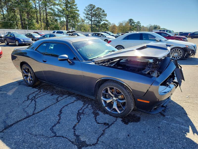 Photo 4 from auction – 2018 DODGE CHALLENGER with VIN 2C3CDZAG0JH251541