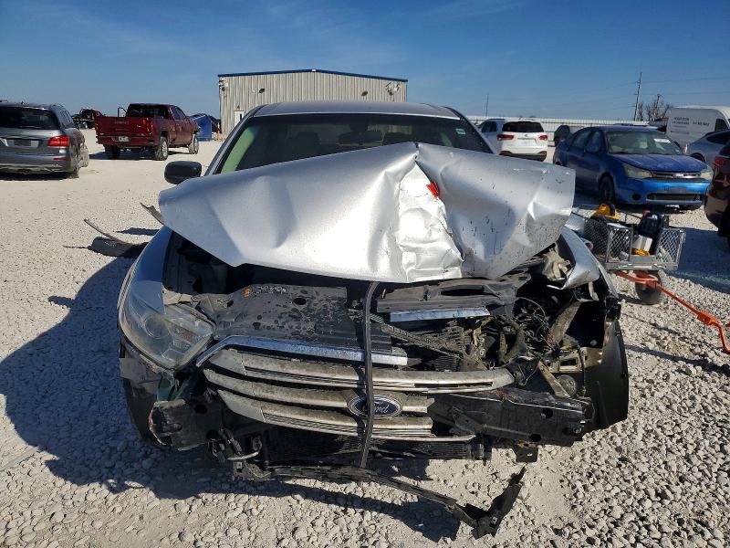 Photo 5 from auction – 2013 FORD TAURUS SE with VIN 1FAHP2D81DG166962
