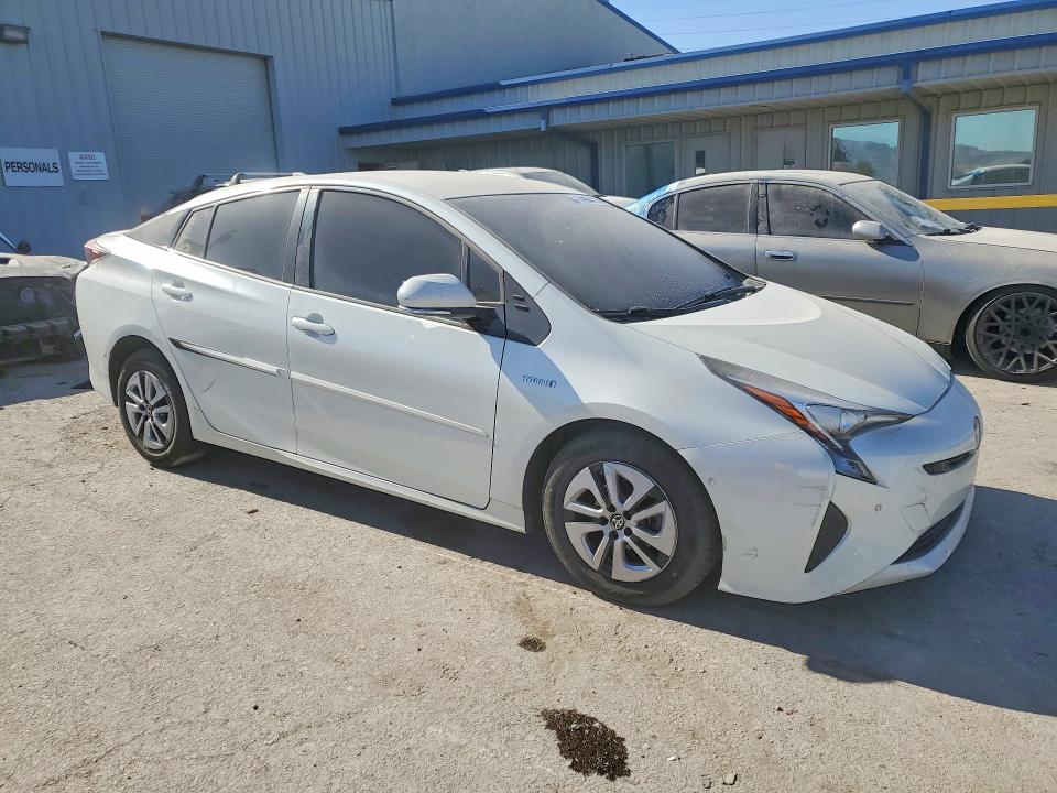 Photo 4 from auction – 2017 TOYOTA PRIUS with VIN JTDKBRFU4H3056714