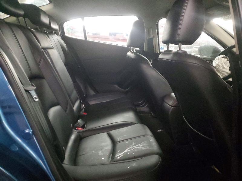 Photo 10 from auction – 2018 MAZDA 3 with VIN 3MZBN1V30JM169143