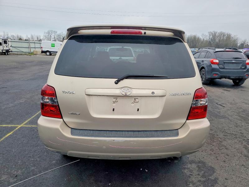 Foto 6 de la subasta – 2004 TOYOTA HIGHLANDER con VIN JTEHD21A540031806