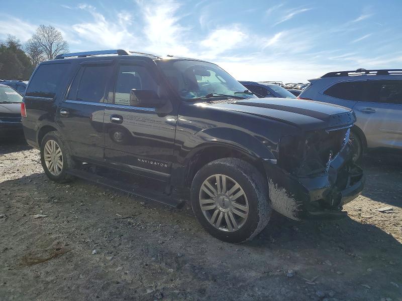 Photo 4 from auction – 2014 LINCOLN NAVIGATOR with VIN 5LMJJ2J54EEL05642