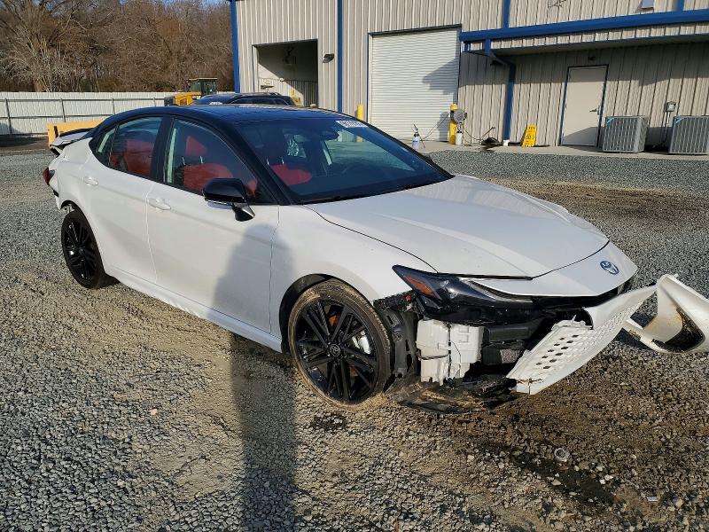 Photo 4 from auction – 2025 TOYOTA CAMRY with VIN 4T1DAACK1SU006673