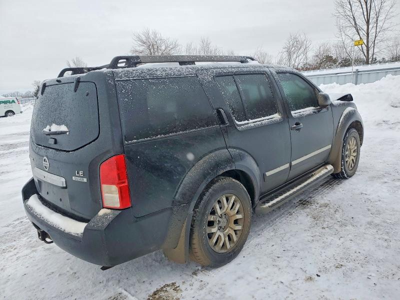 Photo 3 from auction – 2011 NISSAN PATHFINDER with VIN 5N1AR1NB5BC627574
